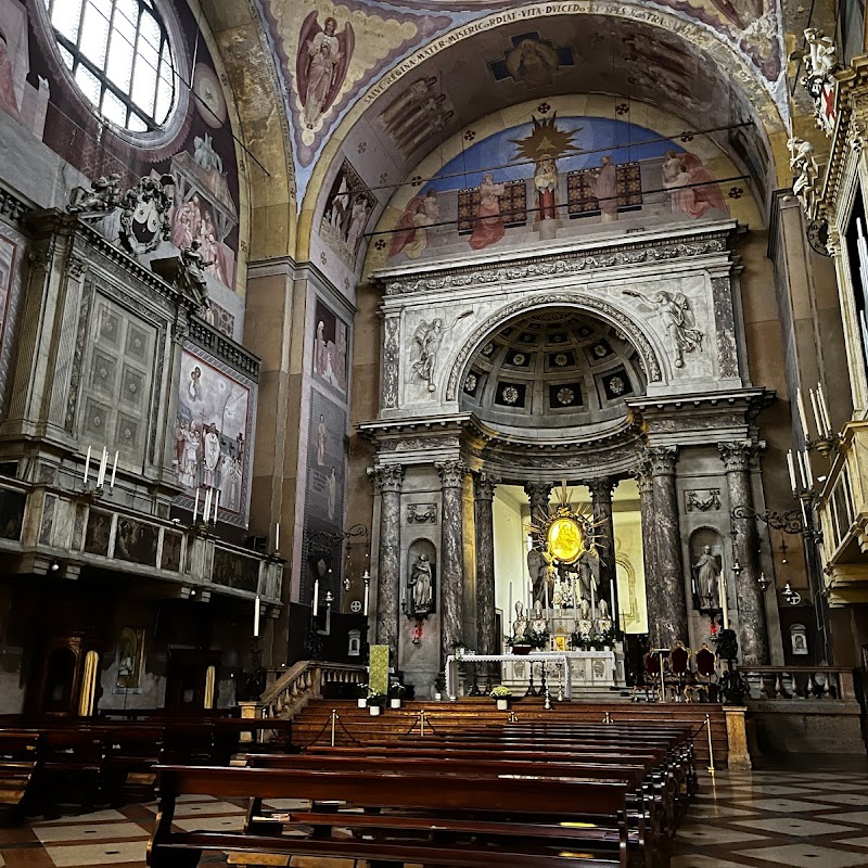 Basilica di Santa Maria del Carmine