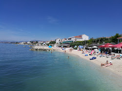 Podstrana beach'in fotoğrafı ve yerleşim
