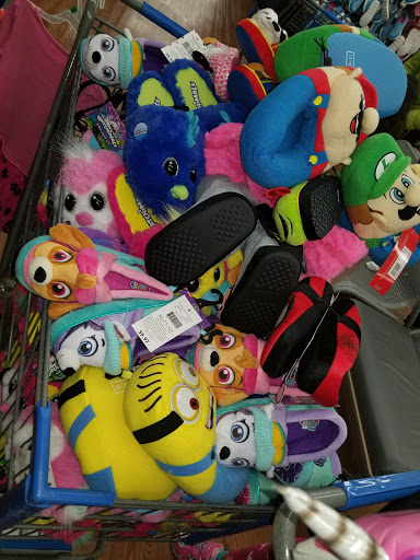 Discount Store «Walmart», reviews and photos, 255 W Main St, Avon, CT 06001, USA