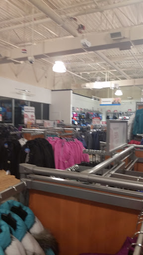 Sportswear Store «Columbia Sportswear Outlet Store at Seattle Premium Outlets», reviews and photos, 10600 Quil Ceda Blvd #920, Tulalip, WA 98271, USA