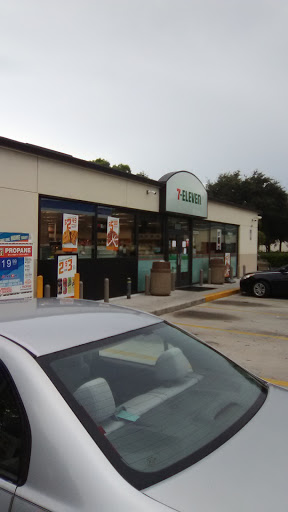7-Eleven, 8100 W McNab Rd, North Lauderdale, FL 33068, USA, 