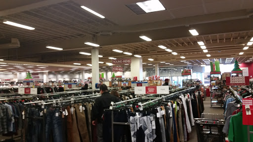 Clothing Store «Burlington Coat Factory», reviews and photos, 6875 Southland Dr, Middleburg Heights, OH 44130, USA