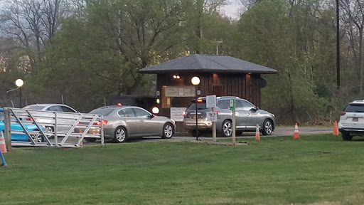 Drive-in Movie Theater «Overlook Drive-In Theatre», reviews and photos, 126 De Garmo Rd, Poughkeepsie, NY 12601, USA