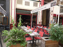 Atmosphère du Restaurant italien Chez Carlo Cordeliers - Pizzas au feu de bois à Lyon - n°3