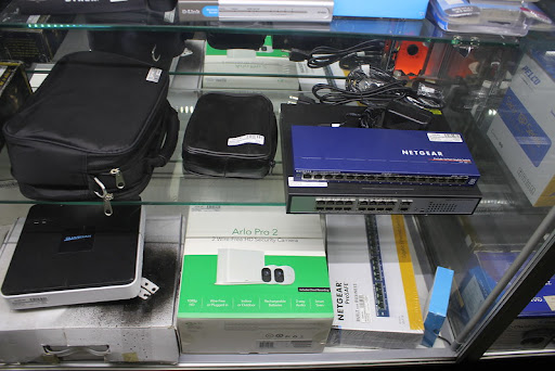 Pawn Shop «Azusa Pawn», reviews and photos, 1028 W Gladstone St, Azusa, CA 91702, USA