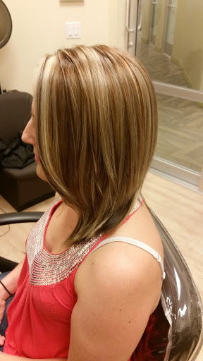 Hair Salon «X-Elle Hair Studio», reviews and photos, 200 SW 8th St Suite B, Ocala, FL 34471, USA