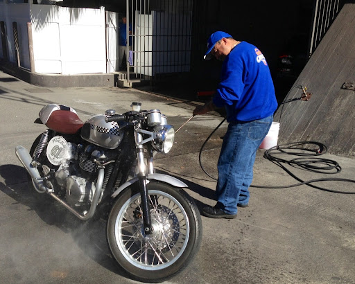 Car Wash «Sunset Car Wash», reviews and photos, 7955 Sunset Blvd, Los Angeles, CA 90046, USA