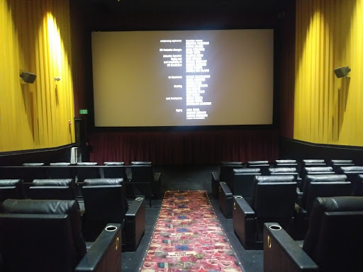 Movie Theater «Edison Park 8 Cinemas», reviews and photos, 2235 Winkler Ave, Fort Myers, FL 33901, USA