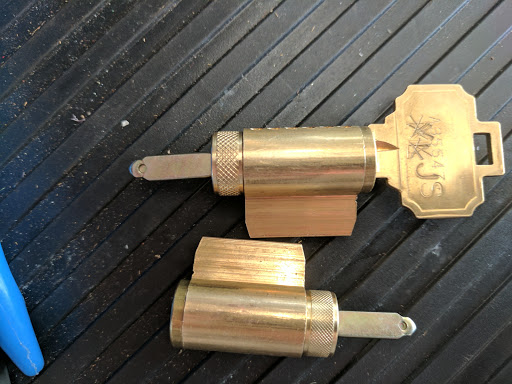 Locksmith «West Florida Locks LLC», reviews and photos, 16013 Glen Haven Dr, Tampa, FL 33618, USA