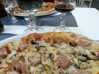 Pizza du Restaurant La Péniche à Homps - n°8