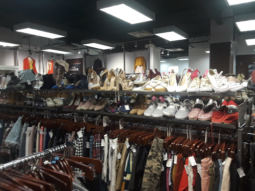 Clothing Store «Uptown Cheapskate», reviews and photos, 1038 Rockville Pike, Rockville, MD 20852, USA