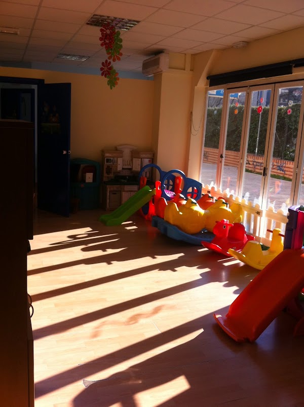 Guardería.Escuela infantil - El Duende Travieso