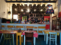 Atmosphère du Restaurant La Reine du Grau à Le Grau-du-Roi - n°13