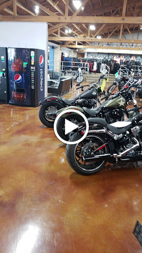 Motorcycle Dealer «Lake Shore Harley-Davidson», reviews and photos, 14000 W Rockland Rd, Libertyville, IL 60048, USA