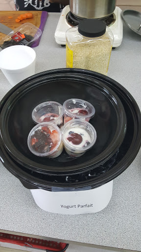 Pizza Delivery «First Harvest Produce and Pizza», reviews and photos, 1400 Seminole Blvd, Largo, FL 33770, USA