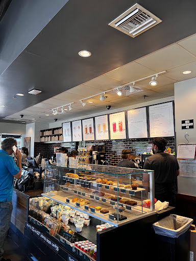Coffee Shop «Starbucks», reviews and photos, 1805 E Hallandale Beach Blvd, Hallandale Beach, FL 33009, USA