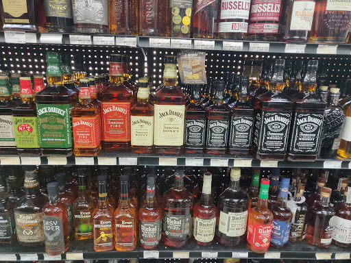 Liquor Store «Empire Liquor- Spirits, Craft Beers, Kegs, Cigars», reviews and photos, 901 W Spring Creek Pkwy #145, Plano, TX 75023, USA