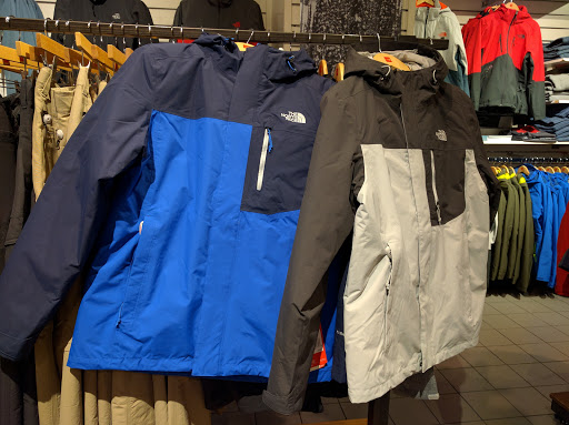 Clothing Store «The North Face», reviews and photos, 1023 1st Ave, Seattle, WA 98104, USA