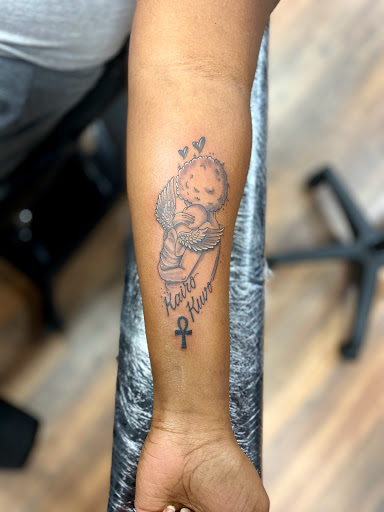 Explore above knee tattoo ideas, creative tattoo ideas in Jacksonville, available at Tattoo Freddies House of Ink
