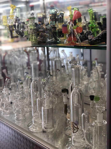 Tobacco Shop «The Pipe King Smoke Shop and Vape Store», reviews and photos, 655 S Main St #205, Orange, CA 92868, USA