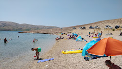 Foto von Zubovici beach und die siedlung