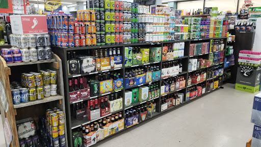 Liquor Store «QueenCity Wine&Spirits - Lottery - Soda - Snacks - Craft Beer-», reviews and photos, 113 E 5th St, Cincinnati, OH 45202, USA