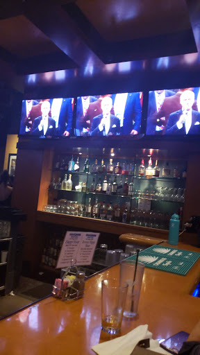 Shopping Mall «Bell Towne Plaza», reviews and photos, 245 E Bell Rd, Phoenix, AZ 85022, USA