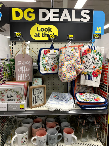 Home Goods Store «Dollar General», reviews and photos, 2140 Oregon St, Port Orford, OR 97465, USA