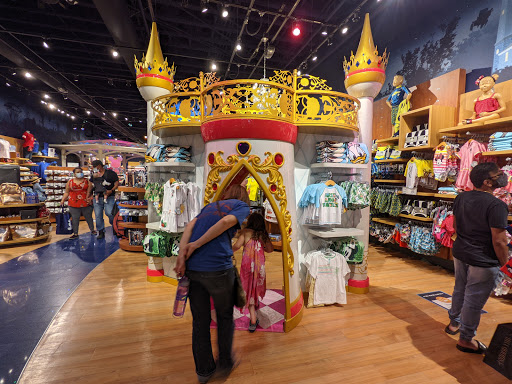 Toy Store «Disney Store», reviews and photos, 4325 Glenwood Ave, Raleigh, NC 27612, USA