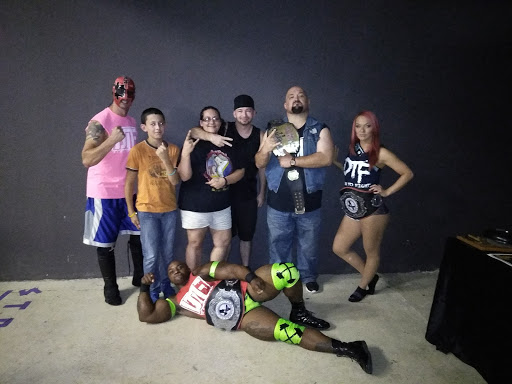 Haunted House «Moxley Manor Haunted House», reviews and photos, 510 Harwood Rd, Bedford, TX 76021, USA