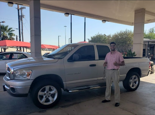 Used Car Dealer «Discount Auto Center», reviews and photos, 7203 NW Loop 410, San Antonio, TX 78245, USA