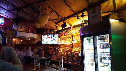 Arnold's Beach Bar