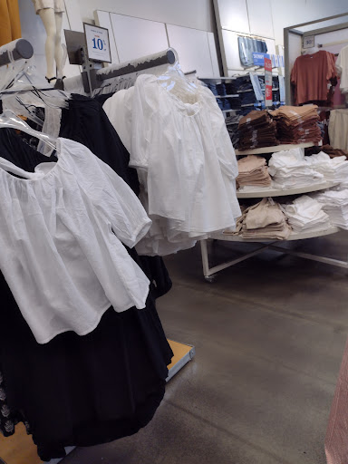 Clothing Store «Old Navy», reviews and photos, 1985 W Craig Rd, North Las Vegas, NV 89032, USA