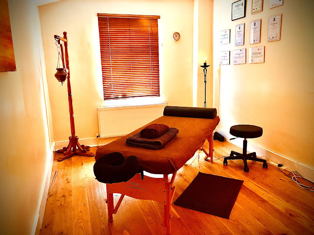 Reviews of Ilaria Bucchieri's therapeutic massage in London - Massage therapist