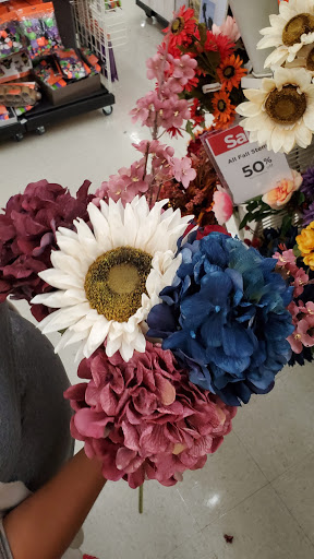 Craft Store «Michaels», reviews and photos, 1310 Gateway Blvd, Fairfield, CA 94533, USA