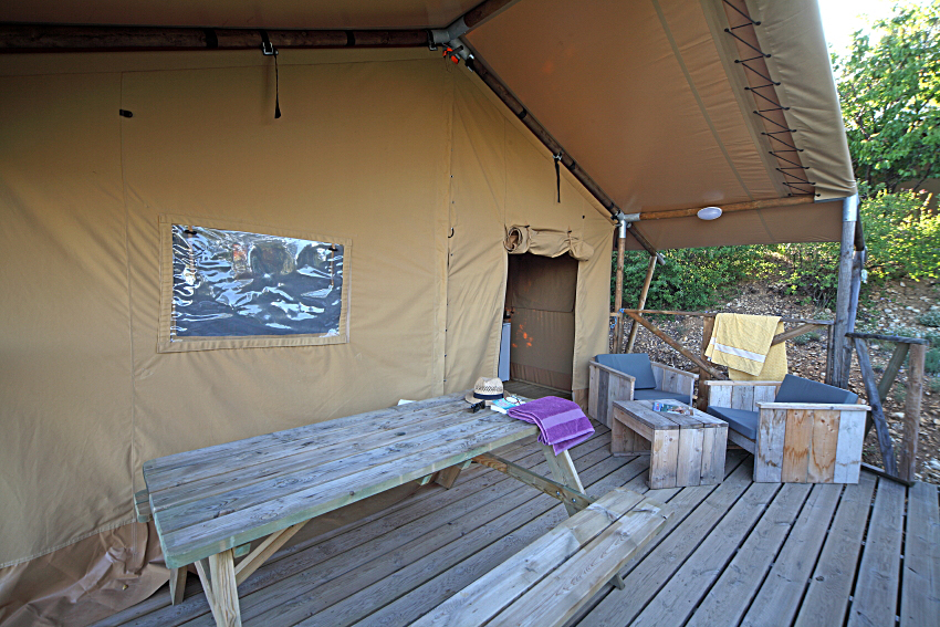 Camping Naturiste Verdon Provence à Esparron-de-Verdon