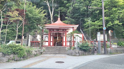 岩戸観音堂