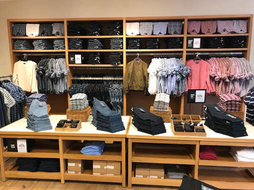 Clothing Store «J.Crew Factory», reviews and photos, 241 Fort Evans Rd NE #473, Leesburg, VA 20176, USA