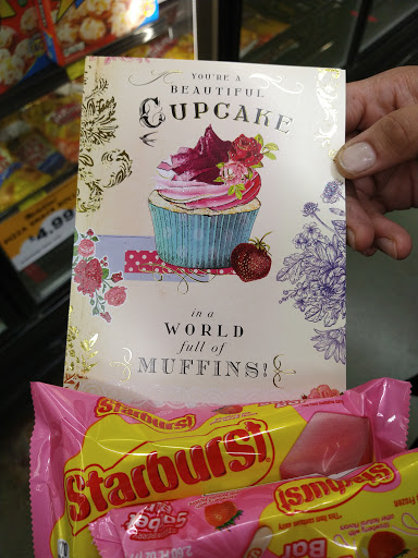 Grocery Store «Grocery Outlet Bargain Market», reviews and photos, 1700 Capitol Ave, Sacramento, CA 95811, USA