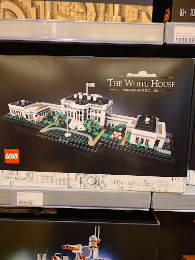 Toy Store «The LEGO Store», reviews and photos, 6600 Topanga Canyon Blvd, Canoga Park, CA 91303, USA