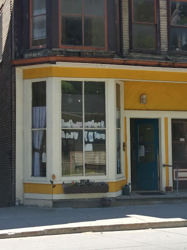 Hair Salon «Metamorphous Hair Salon», reviews and photos, 1402 Emerald Lakes St, Clermont, FL 34711, USA