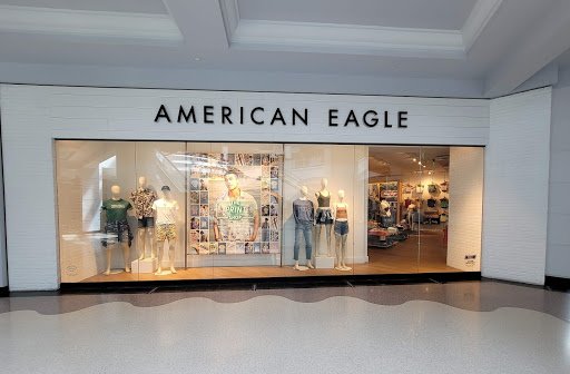 Clothing Store «AEO & Aerie Store», reviews and photos, 825 Dulaney Valley Rd #116, Towson, MD 21204, USA