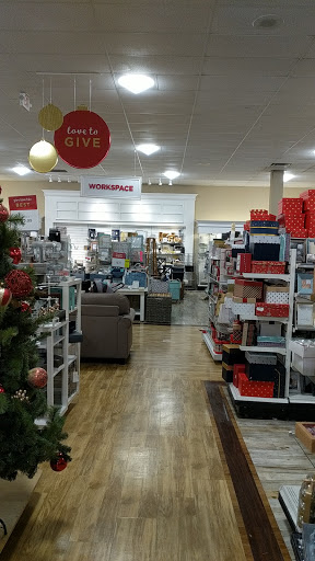 Department Store «HomeGoods», reviews and photos, 22940 Victory Blvd, Woodland Hills, CA 91367, USA