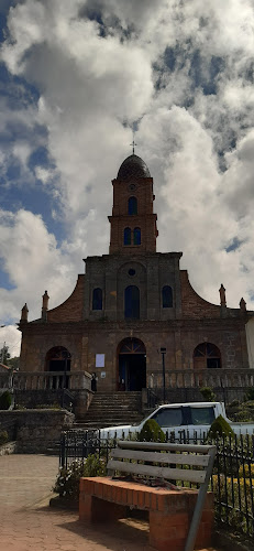 Iglesia Católica de San Cristóbal - Cangahua