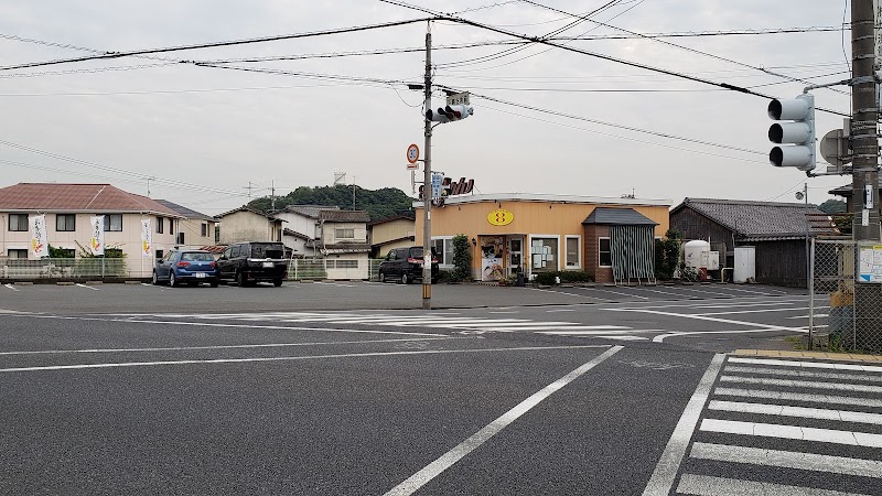 8番らーめん 玉島店 駐車場