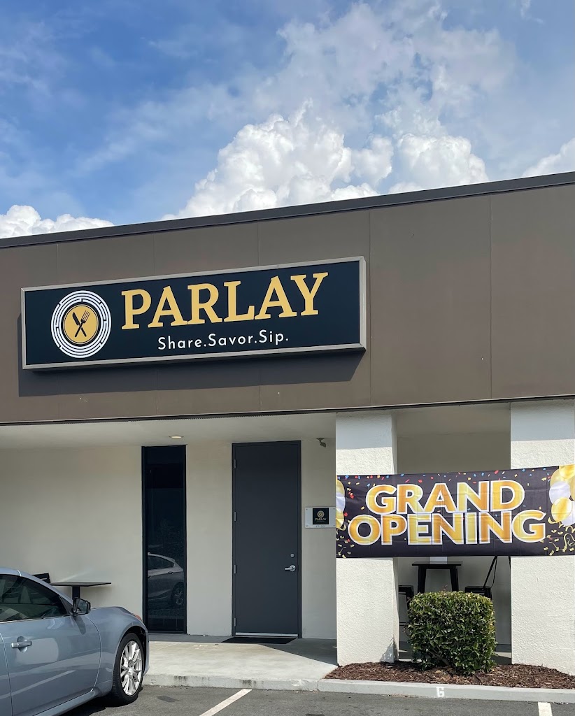 PARLAY Savory Saloon 30340
