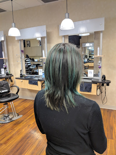 Hair Salon «Supercuts», reviews and photos, 22 South St #105, Hopkinton, MA 01748, USA