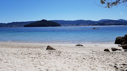 Praia Ouriceira'in fotoğrafı ve yerleşim