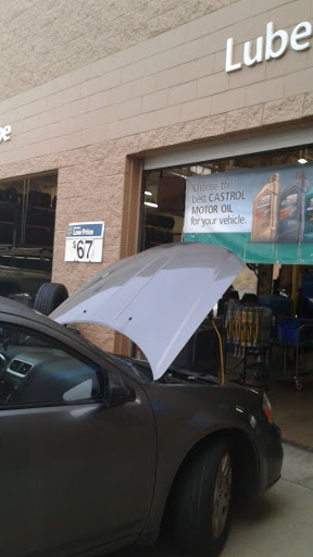 Tire Shop «Walmart Tires & Auto Parts», reviews and photos, 250 Highlands Square Dr, Hendersonville, NC 28792, USA