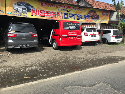 YB MOTOR SPESIALIS NISSAN - DATSUN TRENGGALEK